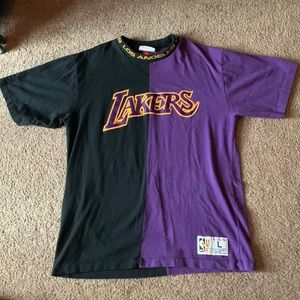Lakers gently worn T shirt